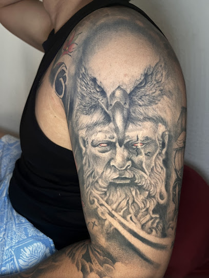 0251 Studio Tattoo