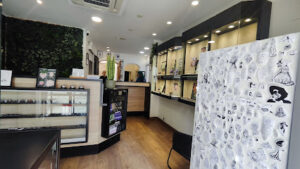 Aracne Tattoo & Piercing Bcn