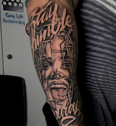 Azkentattoo & Piercing Bilbao