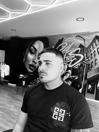 Barbería & Estudio De Tatuajes 24K