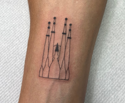 Big Cat Tattoo Barcelona | Tattoo Shop