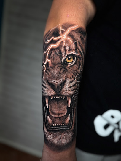 Black & Yellow Tattoo – Estudio De Tatuaje Profesional