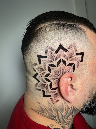 Cuervoart Estudio Tatuaje / Láser