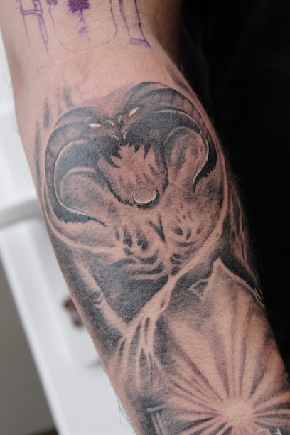El Hilo Rojo | Tattoo Studio