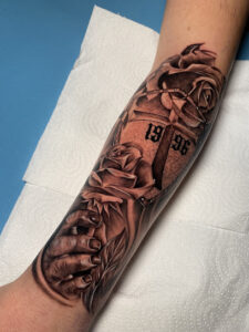 Estudio De Tatuajes En Reus – Virgen Santa Tattoostudio
