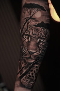 Golden Bee Gallery Tattoo