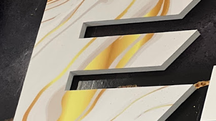 Golden Y Elegancestudio
