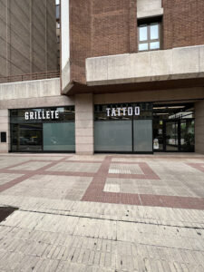 Grillete Tattoo