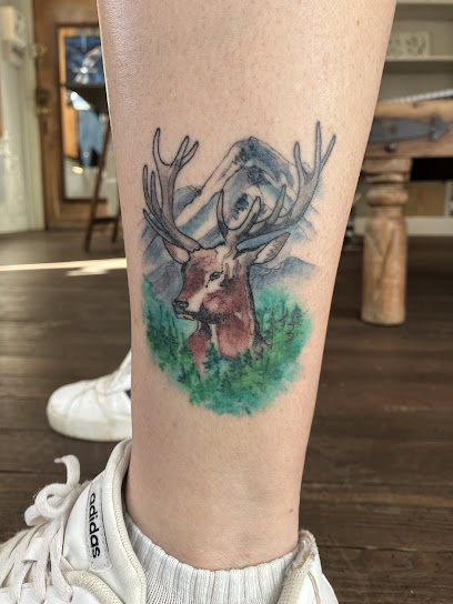 Hippolyte Vespera Tattoo Studio