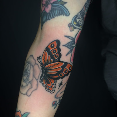 La Lucha Tattoo