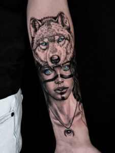 La Mano Diestra Tattoo Studio
