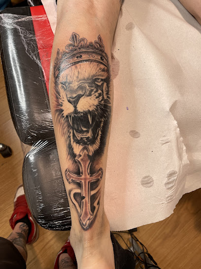 Low Pull Tattoo Studio