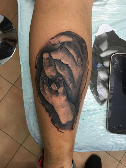 Mantra Tattoo & Piercings