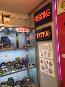 Món MàGic Tattoo & Piercing