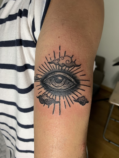 Outsider’S Tattoo Studio