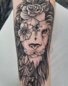 Puro Tattoo Project/Coyote Spike Tattoo