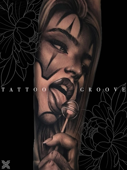 Tattoo Groove Málaga – Tattoo, Piercing & Barber Shop