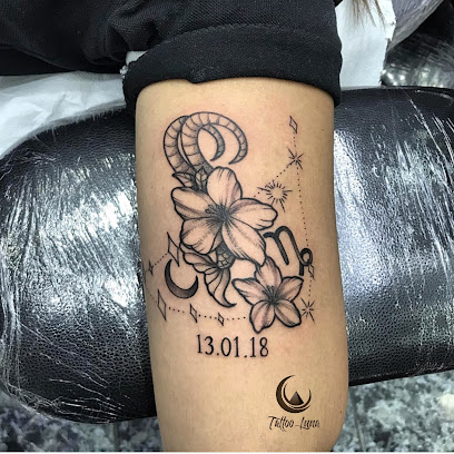 Tattoo Luna