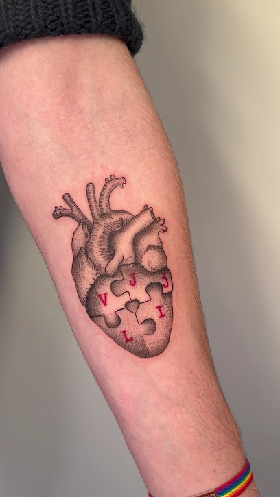 Tattoo | Manyanada | Estudio De Tatuajes