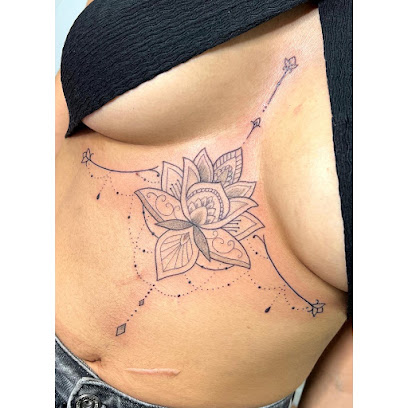 Tattoo, Piercing & Gemas Dentales Moon Studio