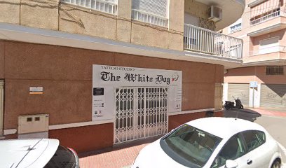 The White Dog