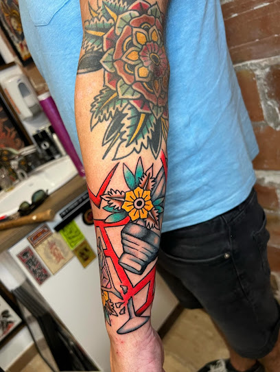 Three Tigers Tattoo Girona